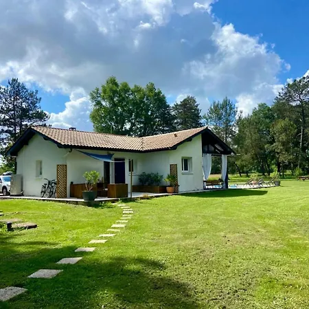 Domaine De La Lande Holiday home *